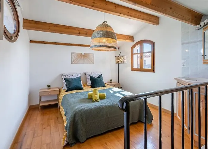 Le Provence, 6 Pers, 5 Min Des Plages Le Lavandou